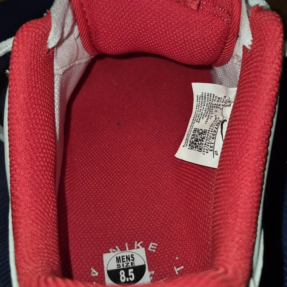 Nike Air Force '07 1 Sail/University Red AF1 Men's Basket Ball sz. 8.5 (#1715)